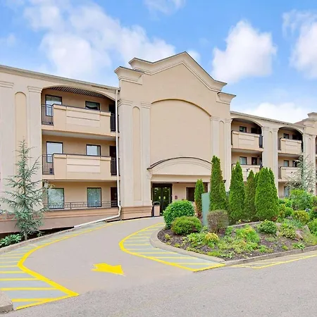 Travelodge By Wyndham Parsippany